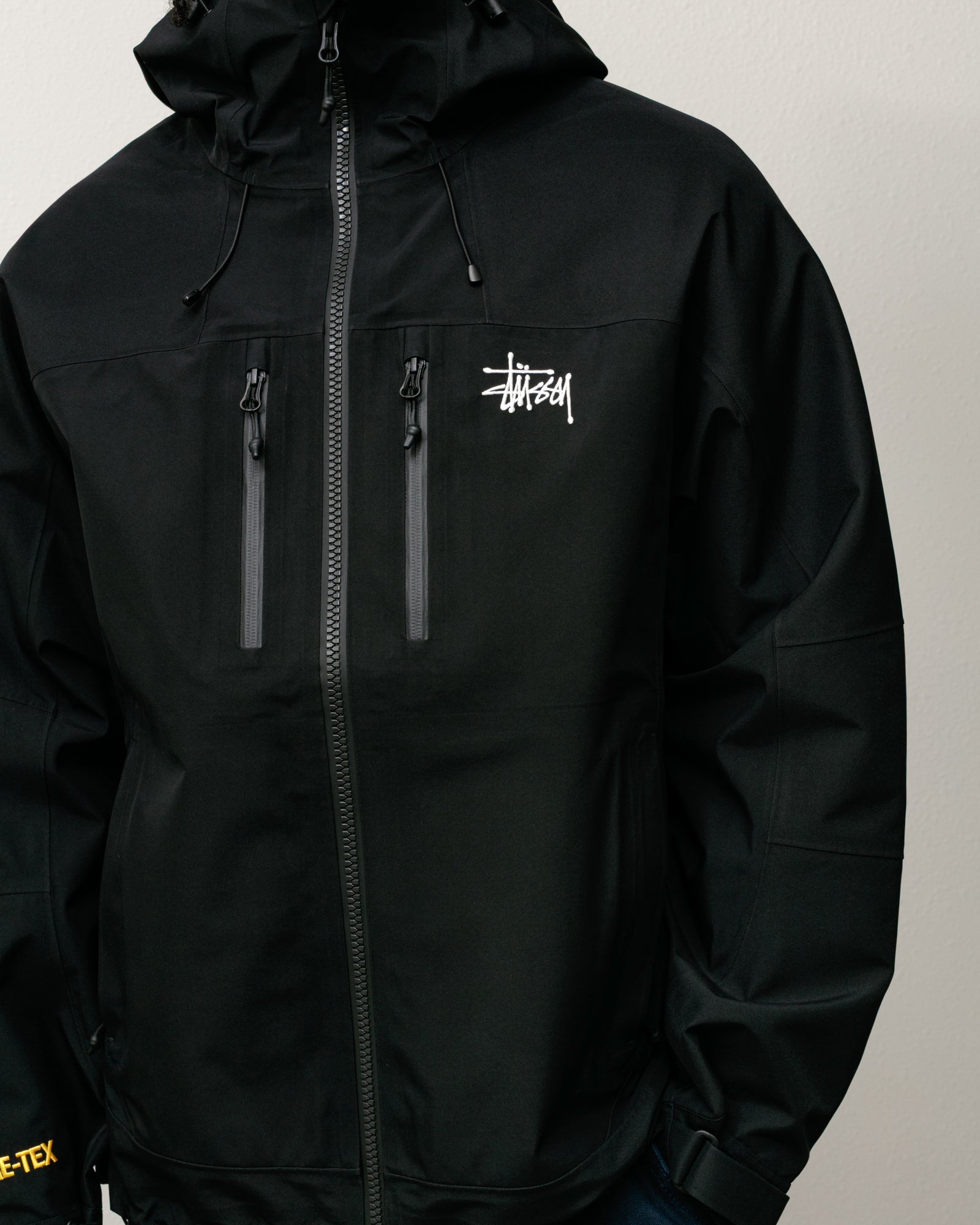 GORE-TEX GUIDE SHELL