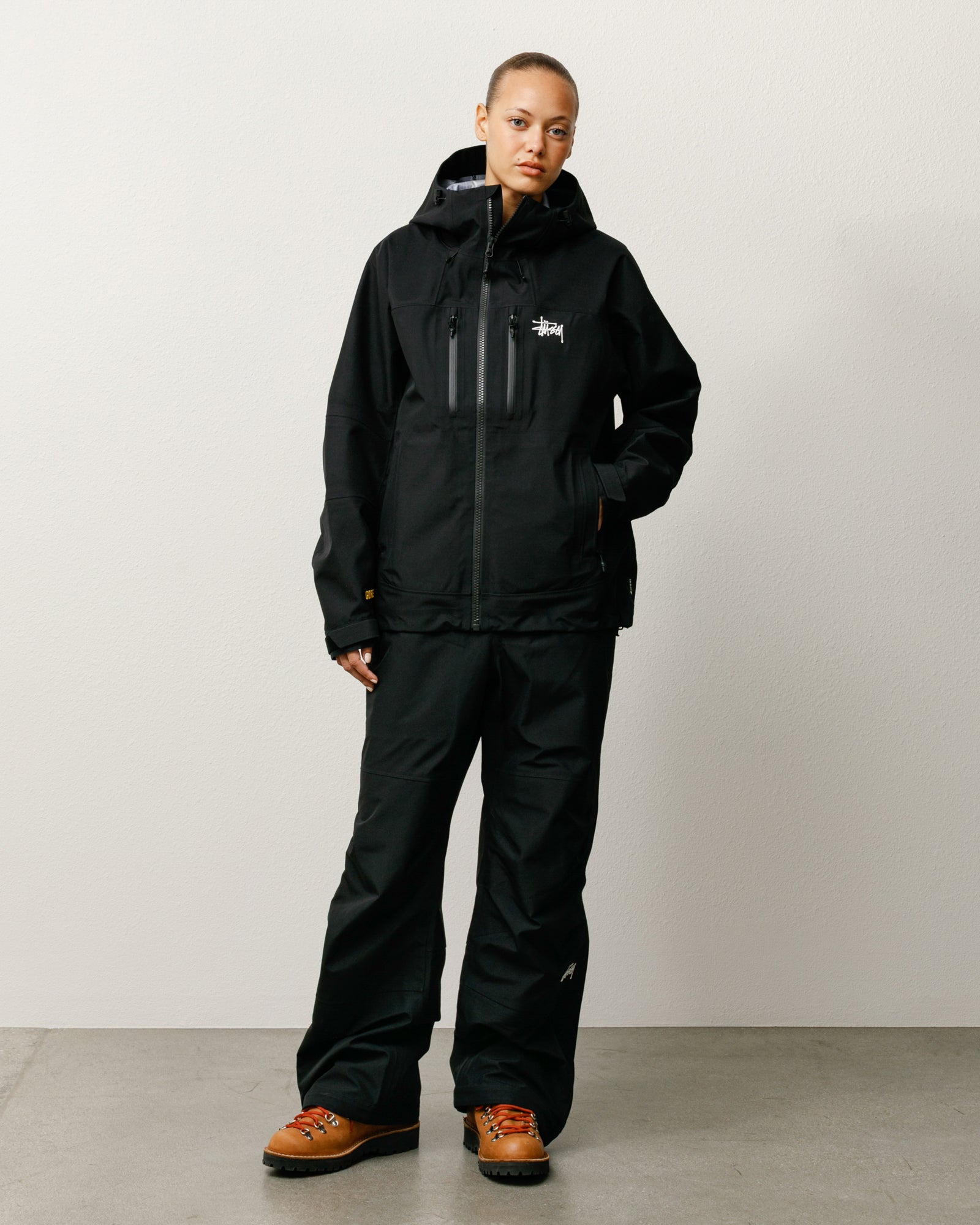 GORE-TEX GUIDE SHELL