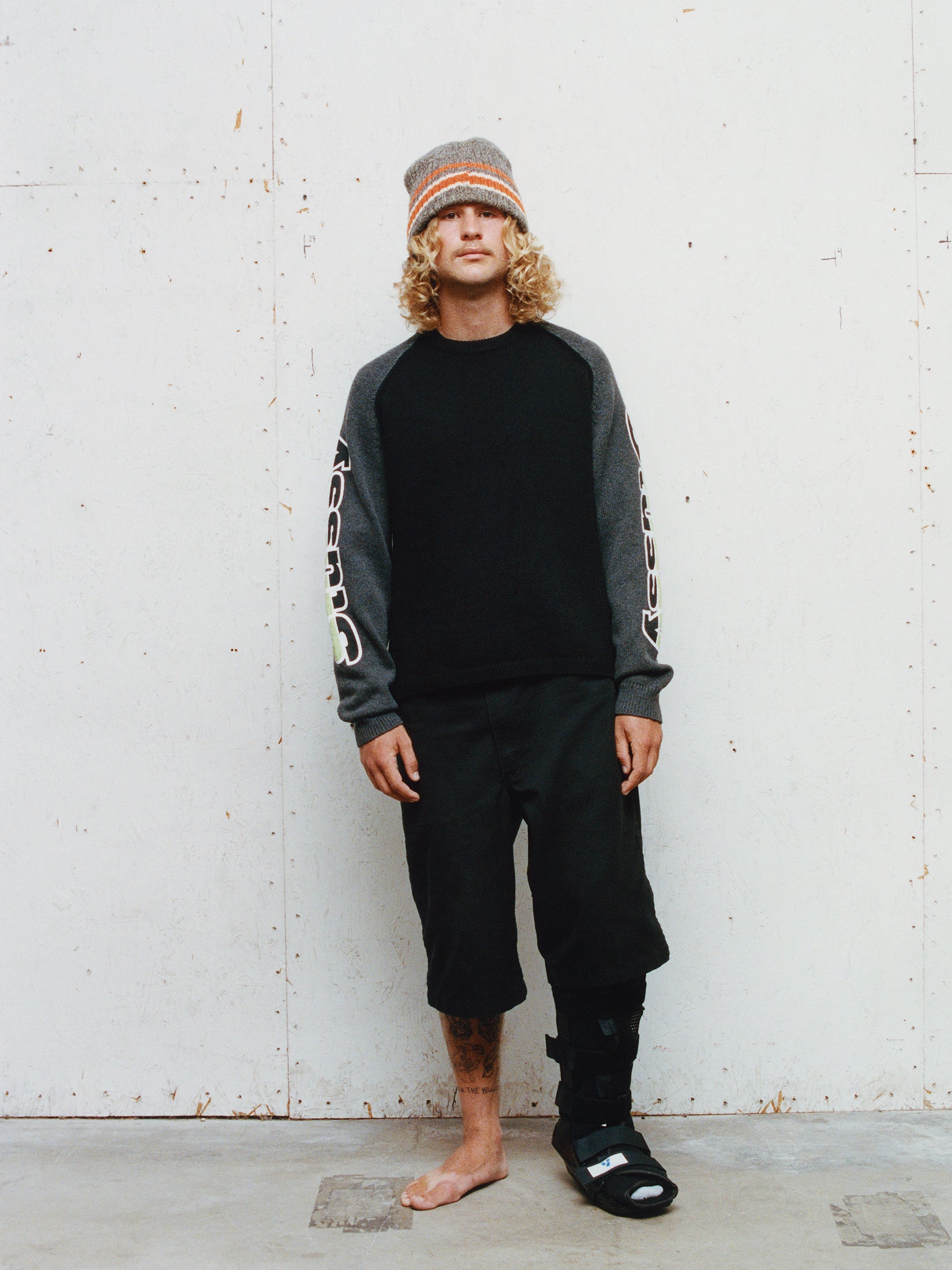 TWO TONE RAGLAN SWEATER